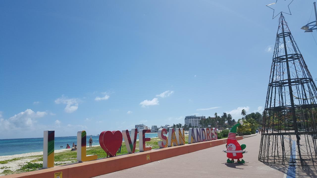San Andrés Islander'S Blue House酒店 外观 照片